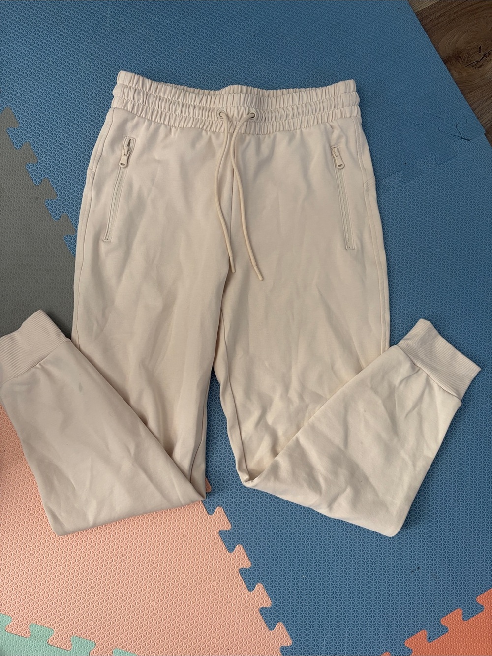 Old Navy Cream Drawstring Jogger Pants